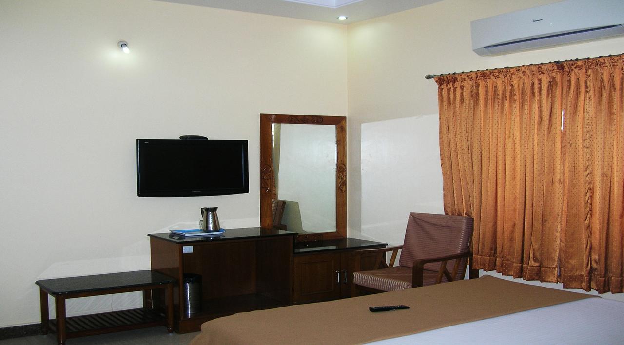Athidhi Residency Hotel Tirupati Ngoại thất bức ảnh