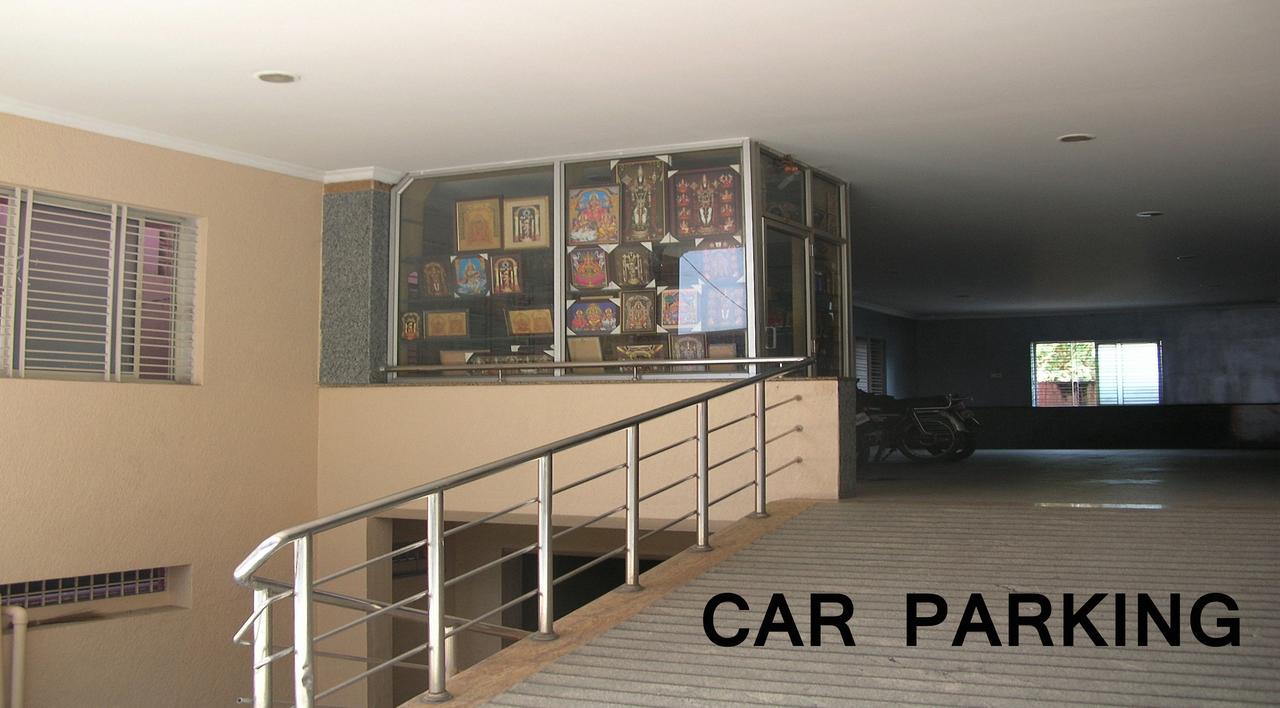 Athidhi Residency Hotel Tirupati Ngoại thất bức ảnh